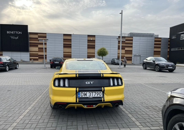 Ford Mustang cena 129000 przebieg: 37500, rok produkcji 2017 z Wrocław małe 154